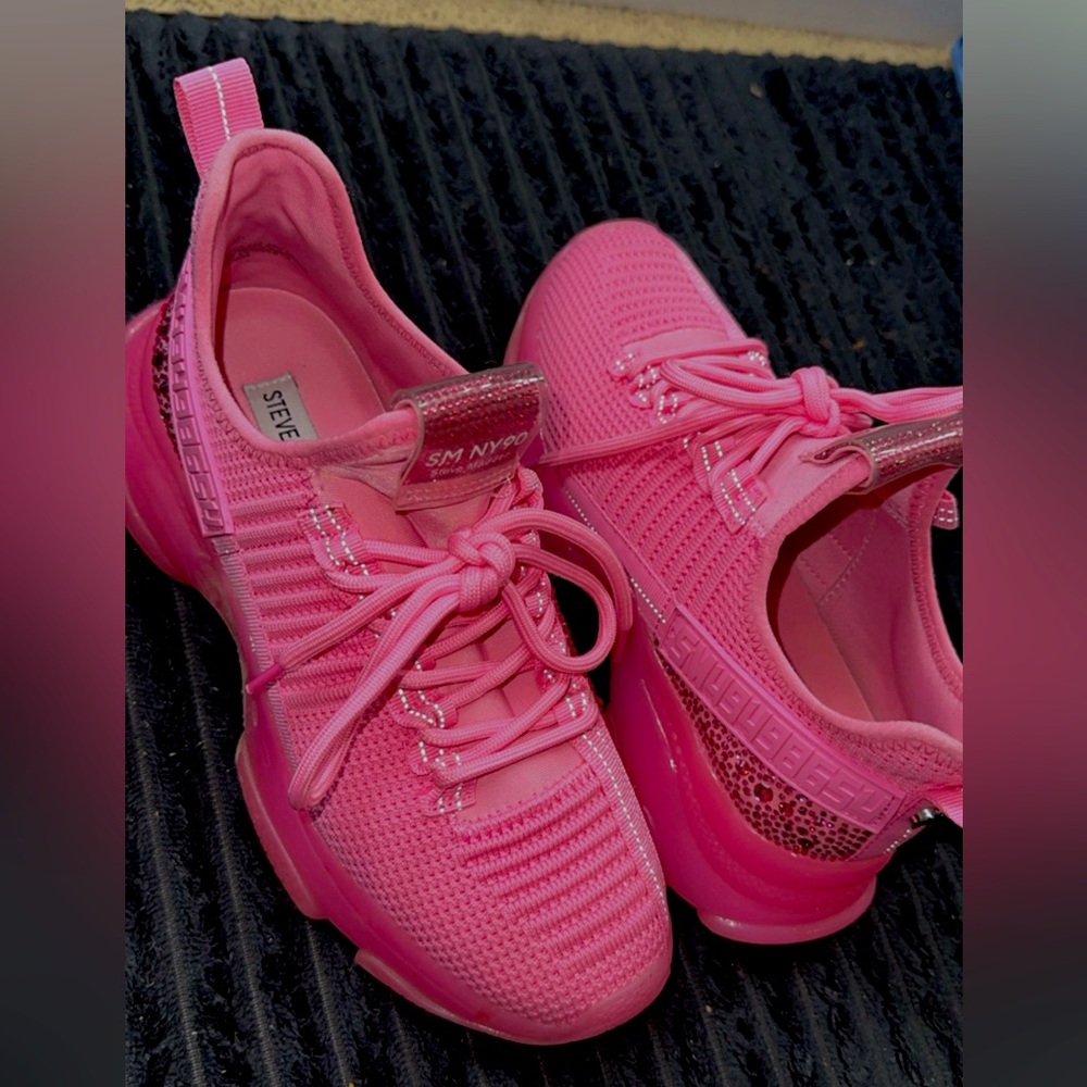 Steve Madden sneakers